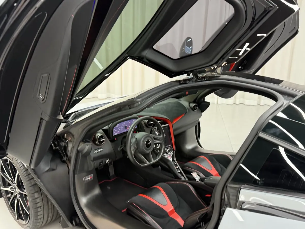 2017 McLaren 720S 4.0T 720HP V8 7DCT,autocango,china used car exporter,china ev exporter,chinese used car exporter,chinese used ev exporter