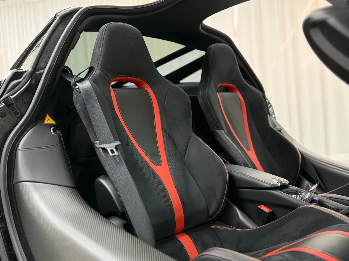 2017 McLaren 720S 4.0T 720HP V8 7DCT,autocango,china used car exporter,china ev exporter,chinese used car exporter,chinese used ev exporter