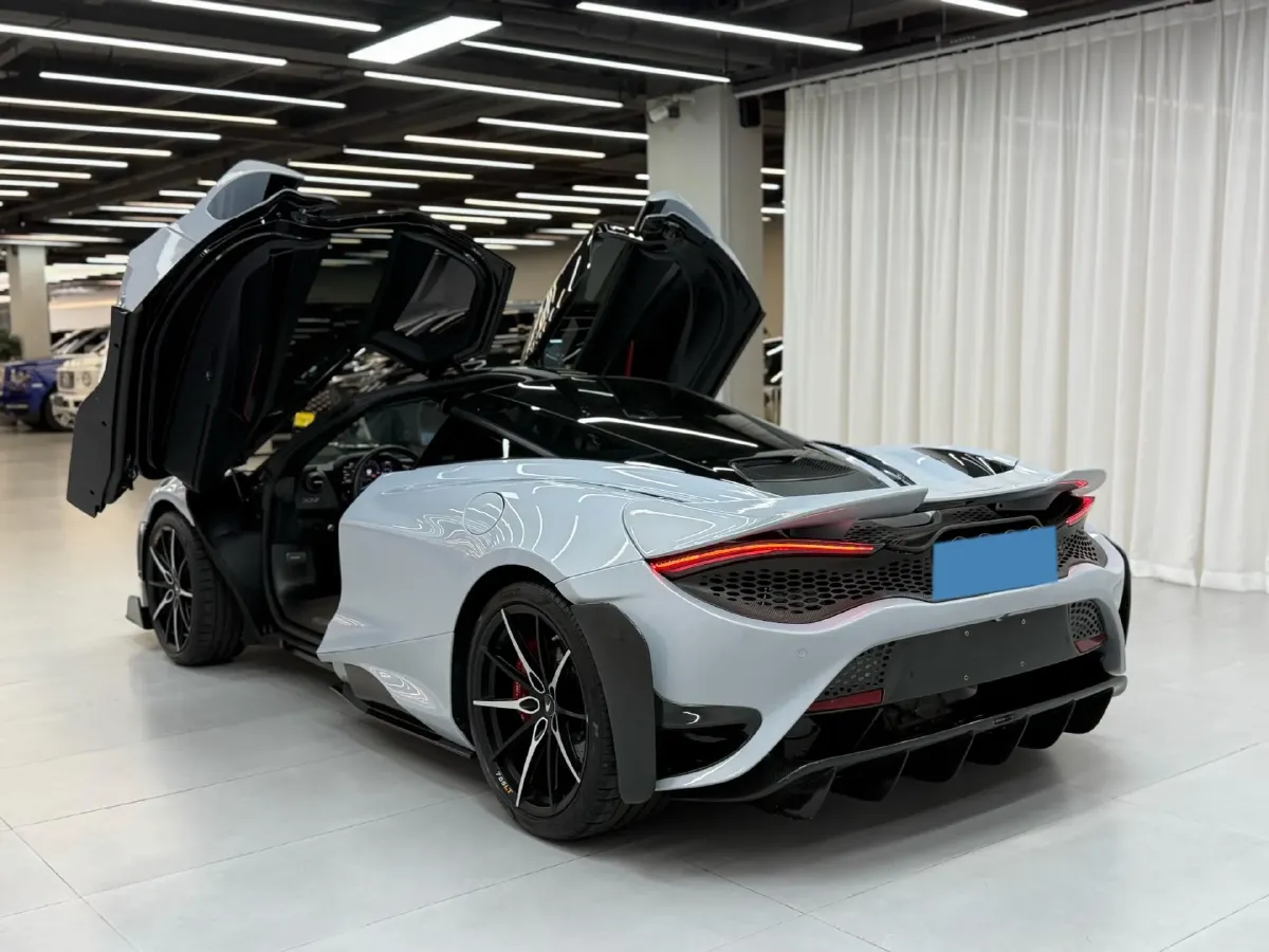 2017 McLaren 720S 4.0T 720HP V8 7DCT,autocango,china used car exporter,china ev exporter,chinese used car exporter,chinese used ev exporter