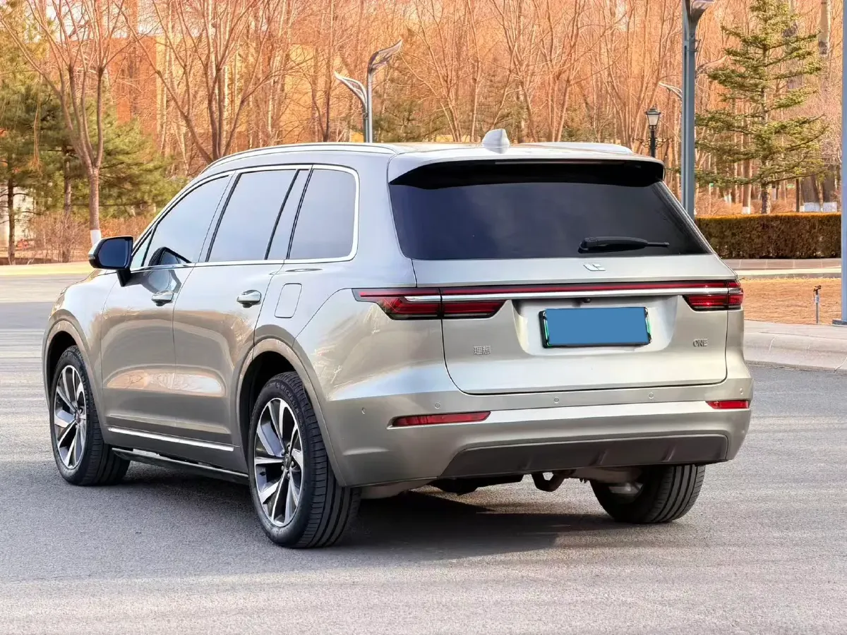 2021 Li ONE Range Extended 131HP REEV 40.5KWH,autocango,china used car exporter,china ev exporter,chinese used car exporter,chinese used ev exporter