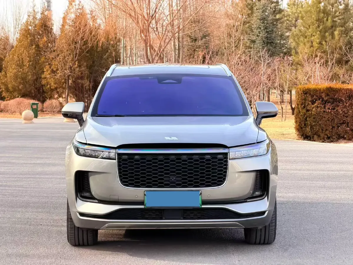 2021 Li ONE Range Extended 131HP REEV 40.5KWH,autocango,china used car exporter,china ev exporter,chinese used car exporter,chinese used ev exporter