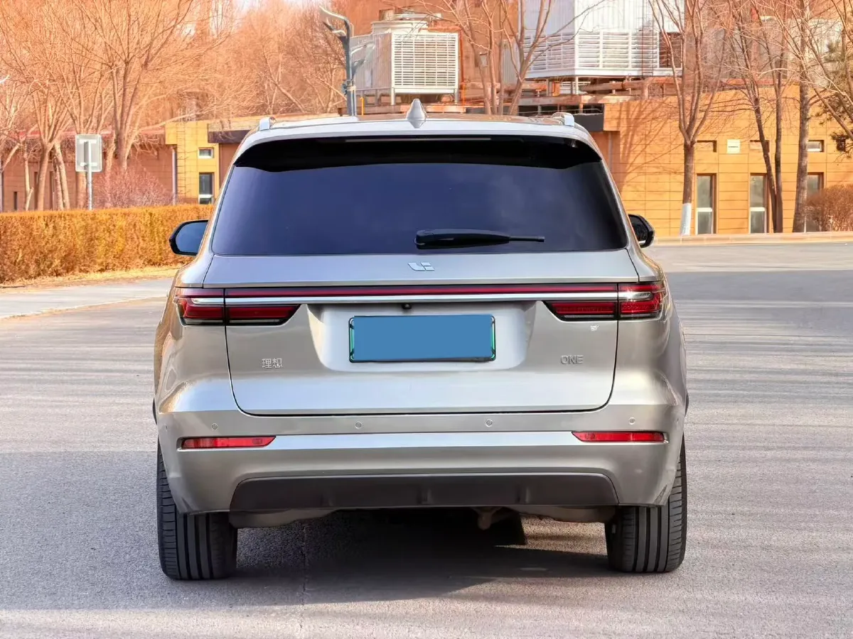 2021 Li ONE Range Extended 131HP REEV 40.5KWH,autocango,china used car exporter,china ev exporter,chinese used car exporter,chinese used ev exporter