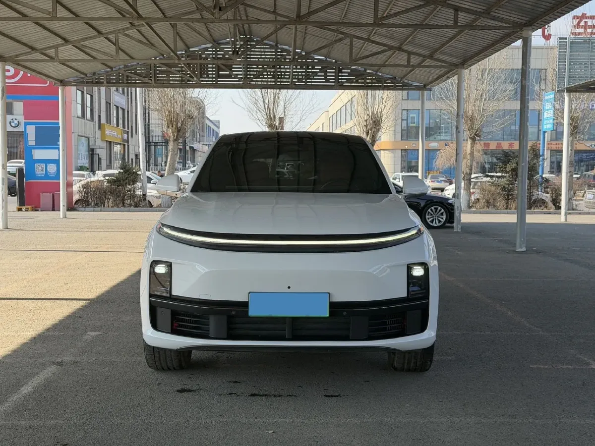 2024 Li L7 Range Extended 154HP REEV 42.8KWH,autocango,china used car exporter,china ev exporter,chinese used car exporter,chinese used ev exporter