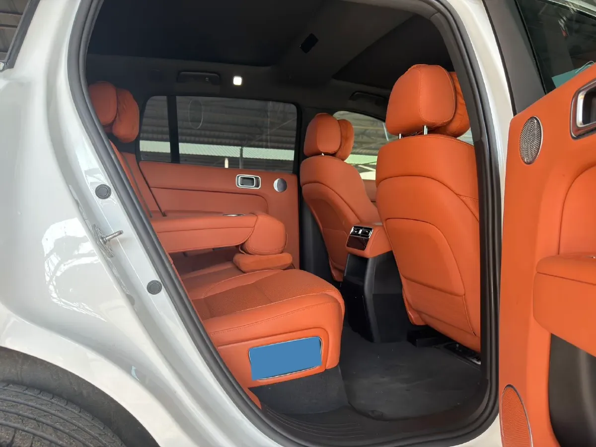 2024 Li L7 Range Extended 154HP REEV 42.8KWH,autocango,china used car exporter,china ev exporter,chinese used car exporter,chinese used ev exporter