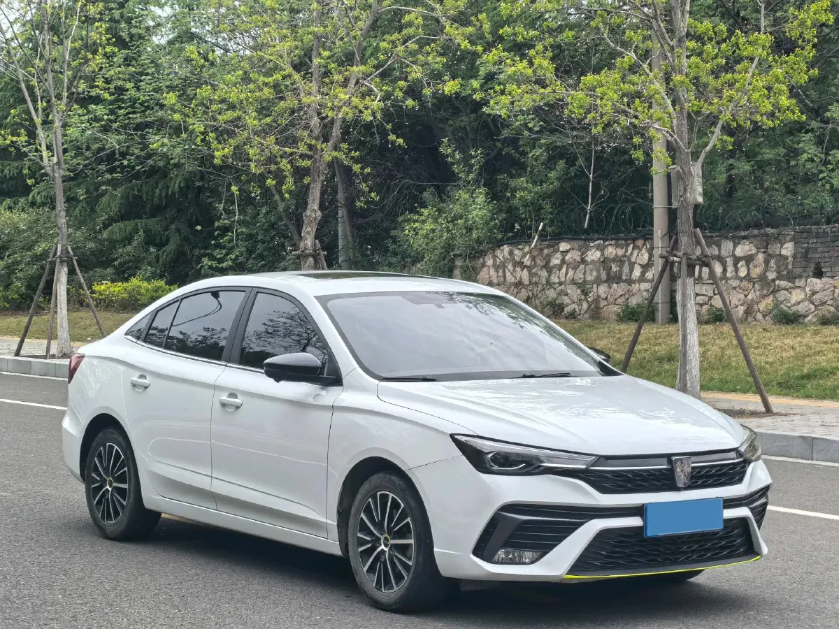 2021 Roewe i5 1.5L 120HP L4 CVT,autocango,china used car exporter,china ev exporter,chinese used car exporter,chinese used ev exporter