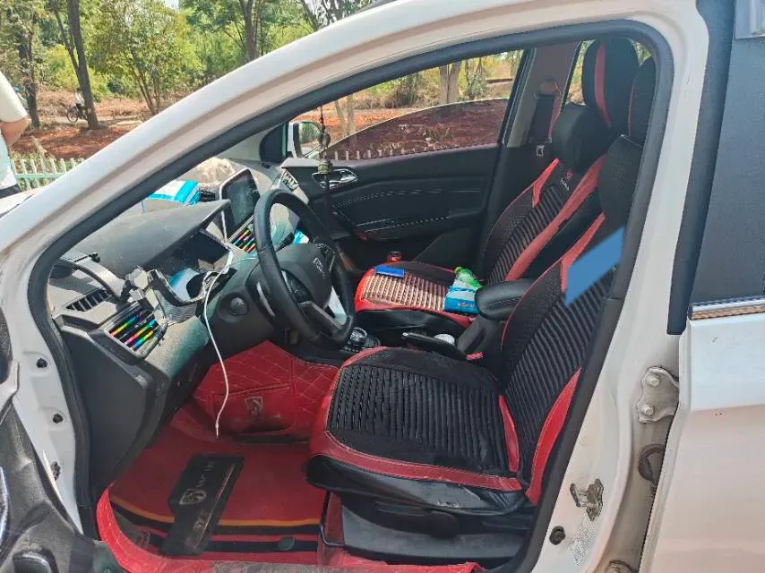 2018 BaoJun 360 1.5L 112HP L4 6MT,autocango,china used car exporter,china ev exporter,chinese used car exporter,chinese used ev exporter