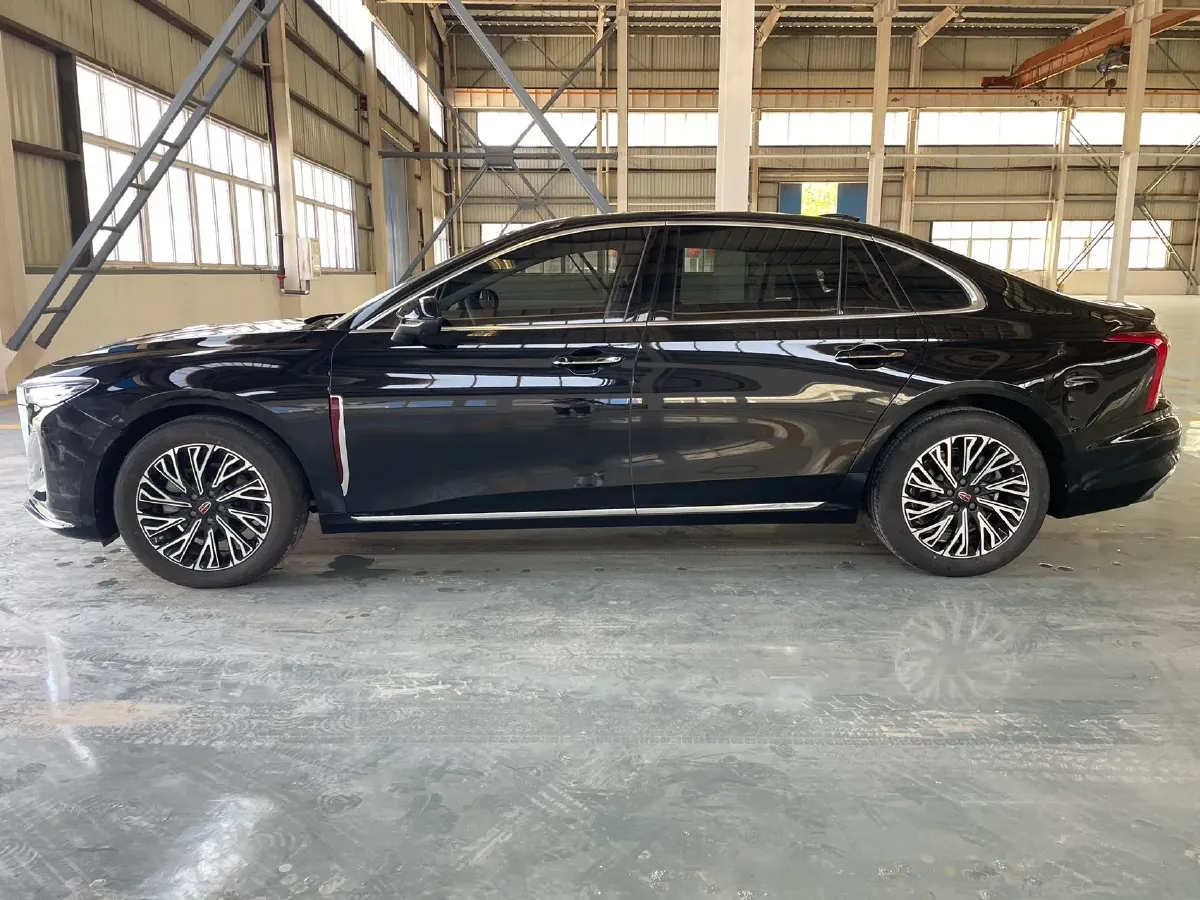 2025 HongQi H5 1.5T 169HP L4 1DHT Hybrid,autocango,china used car exporter,china ev exporter,chinese used car exporter,chinese used ev exporter