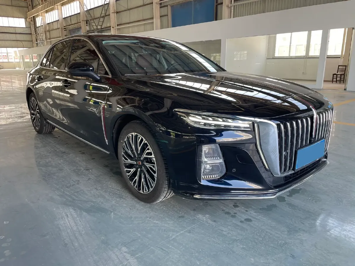 2025 HongQi H5 1.5T 169HP L4 1DHT Hybrid,autocango,china used car exporter,china ev exporter,chinese used car exporter,chinese used ev exporter