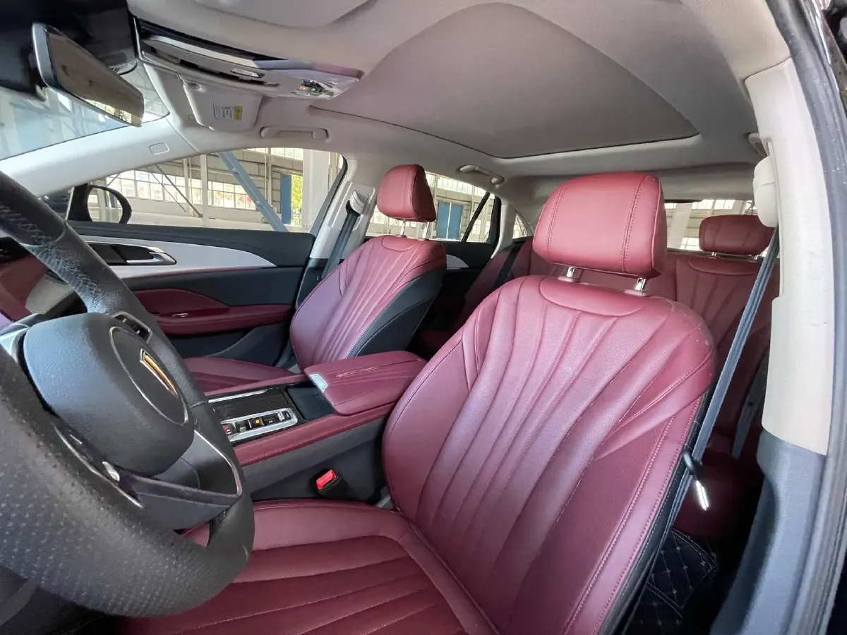 2025 HongQi H5 1.5T 169HP L4 1DHT Hybrid,autocango,china used car exporter,china ev exporter,chinese used car exporter,chinese used ev exporter