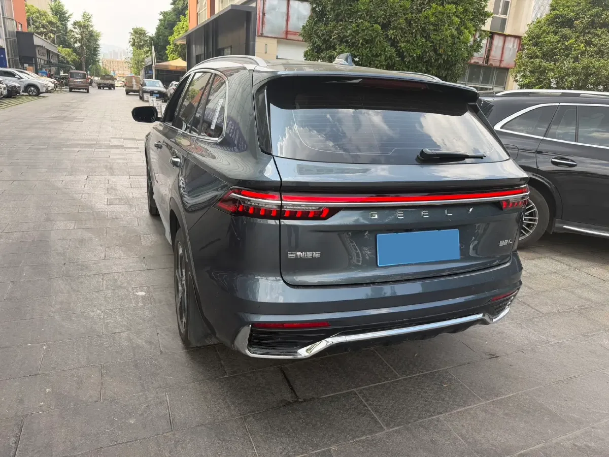 2024 Geely Monjaro 2.0T 218HP L4 7DCT,autocango,china used car exporter,china ev exporter,chinese used car exporter,chinese used ev exporter