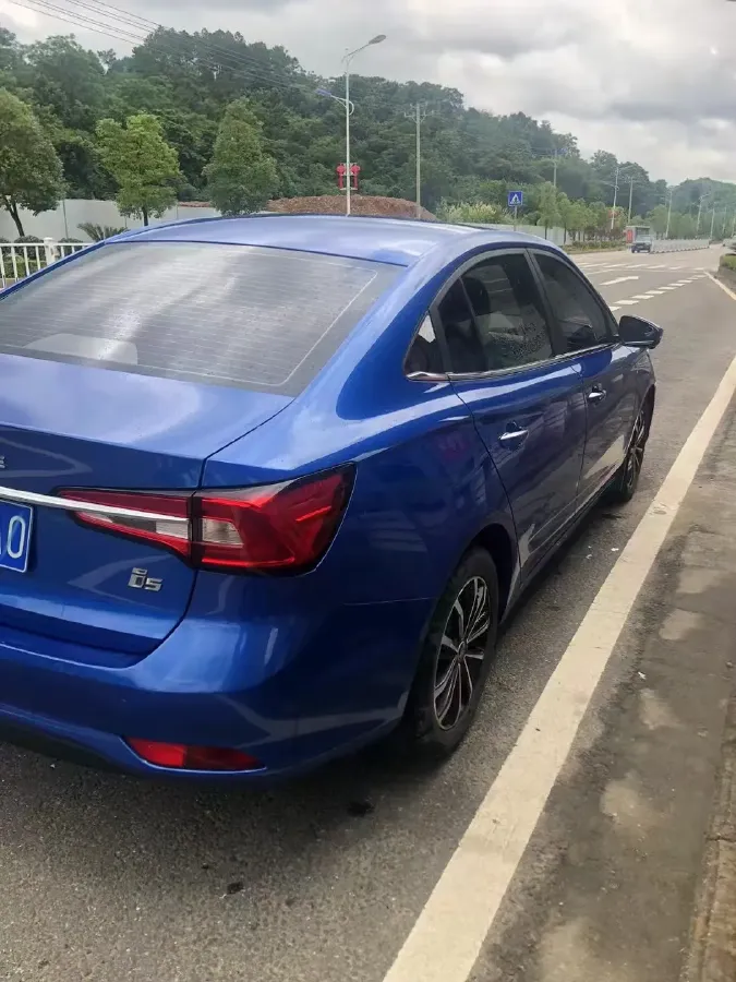 2019 Roewe i5 1.5L 120HP L4 CVT,autocango,china used car exporter,china ev exporter,chinese used car exporter,chinese used ev exporter