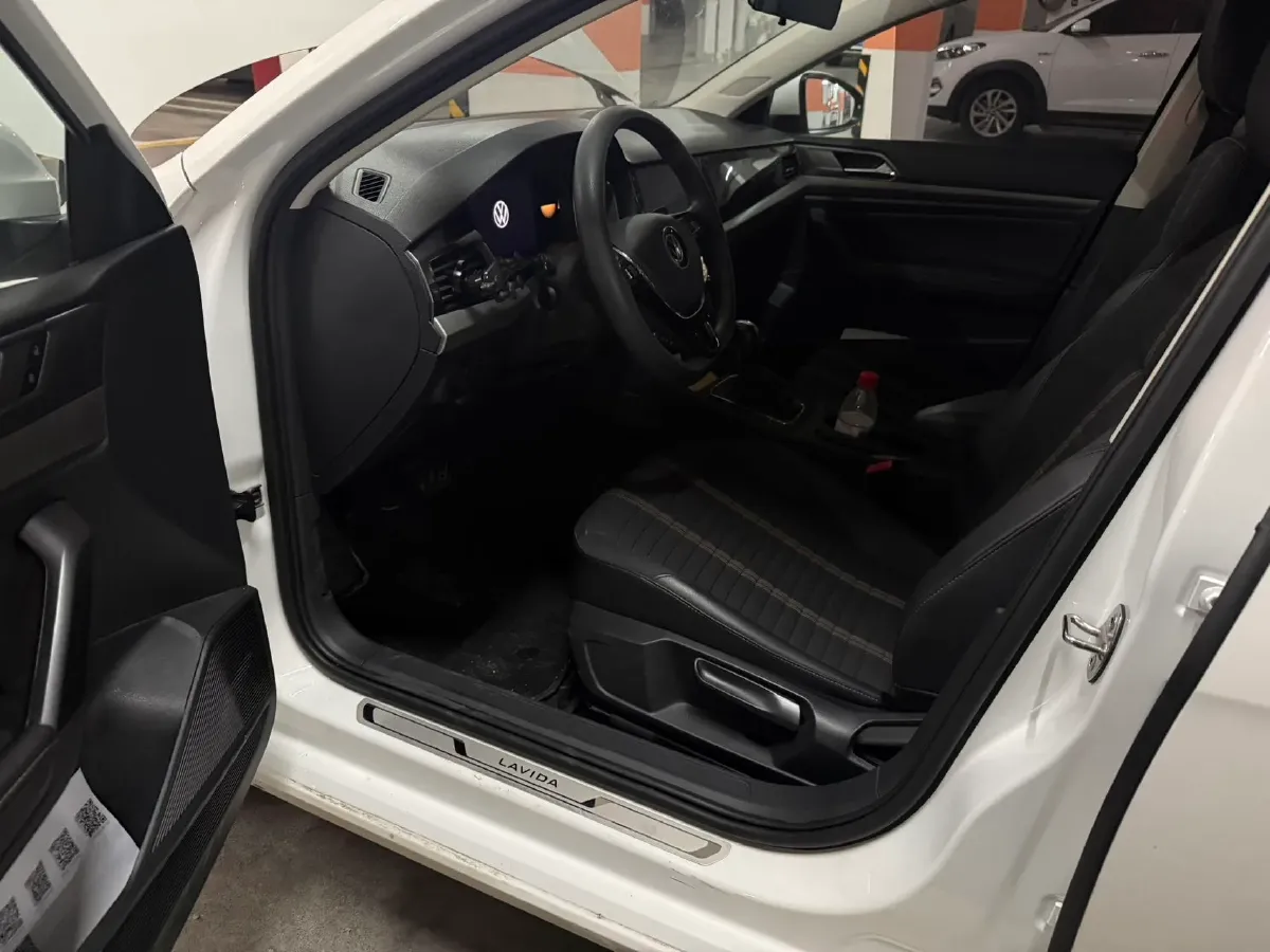 2021 Volkswagen Lavida 1.4T 150HP L4 7DCT,autocango,china used car exporter,china ev exporter,chinese used car exporter,chinese used ev exporter