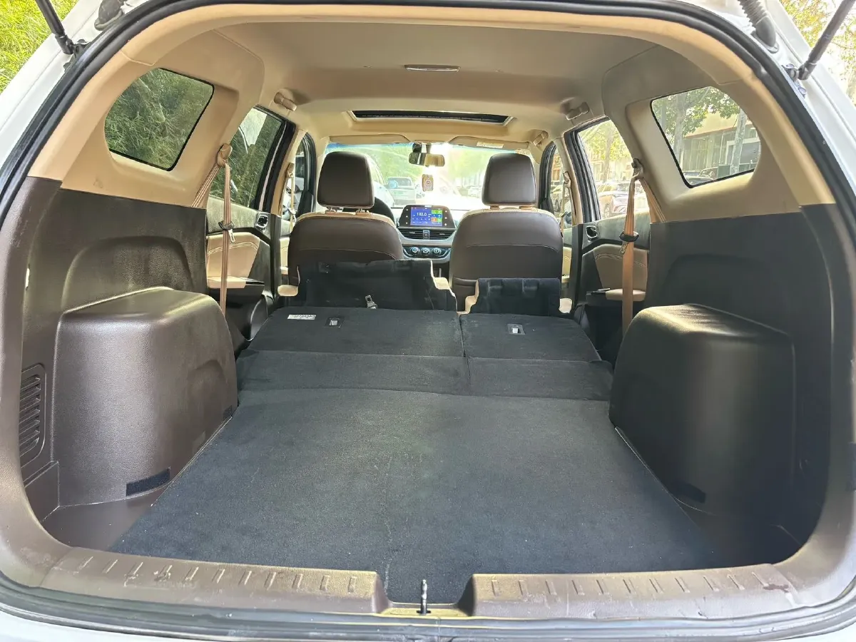 2019 BaoJun 510 1.5L 99HP L4 6MT,autocango,china used car exporter,china ev exporter,chinese used car exporter,chinese used ev exporter