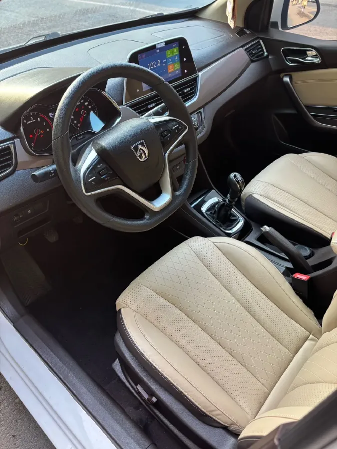 2019 BaoJun 510 1.5L 99HP L4 6MT,autocango,china used car exporter,china ev exporter,chinese used car exporter,chinese used ev exporter