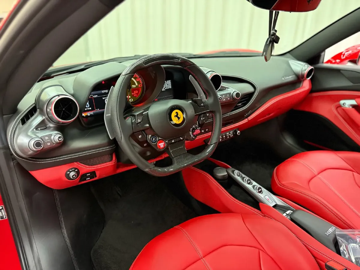 2019 Aston Martin DB11 5.2T 639HP V12 8AT,autocango,china used car exporter,china ev exporter,chinese used car exporter,chinese used ev exporter