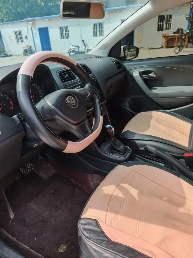 2016 Volkswagen Polo 1.4L 90HP L4 6AT,autocango,china used car exporter,china ev exporter,chinese used car exporter,chinese used ev exporter