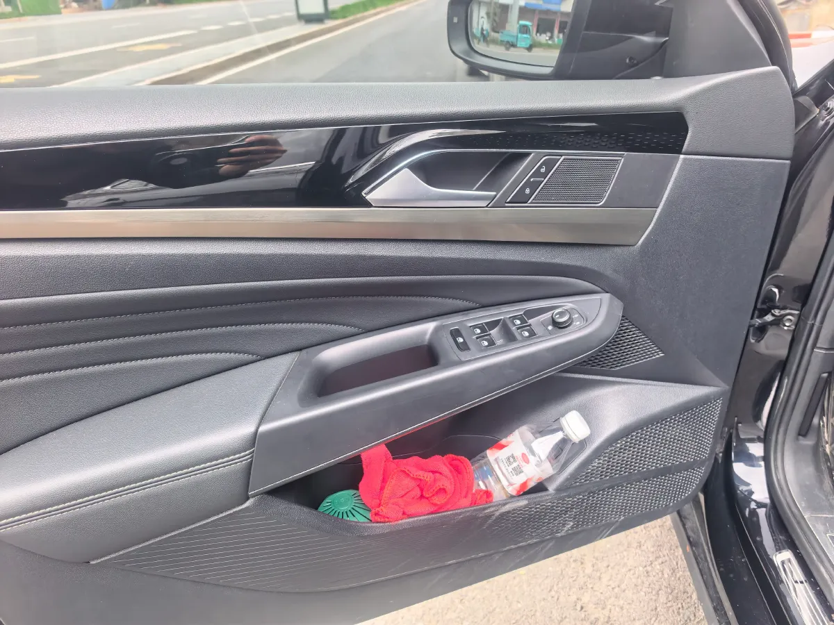 2020 Volkswagen Passat 2.0T 186HP L4 7DCT,autocango,china used car exporter,china ev exporter,chinese used car exporter,chinese used ev exporter