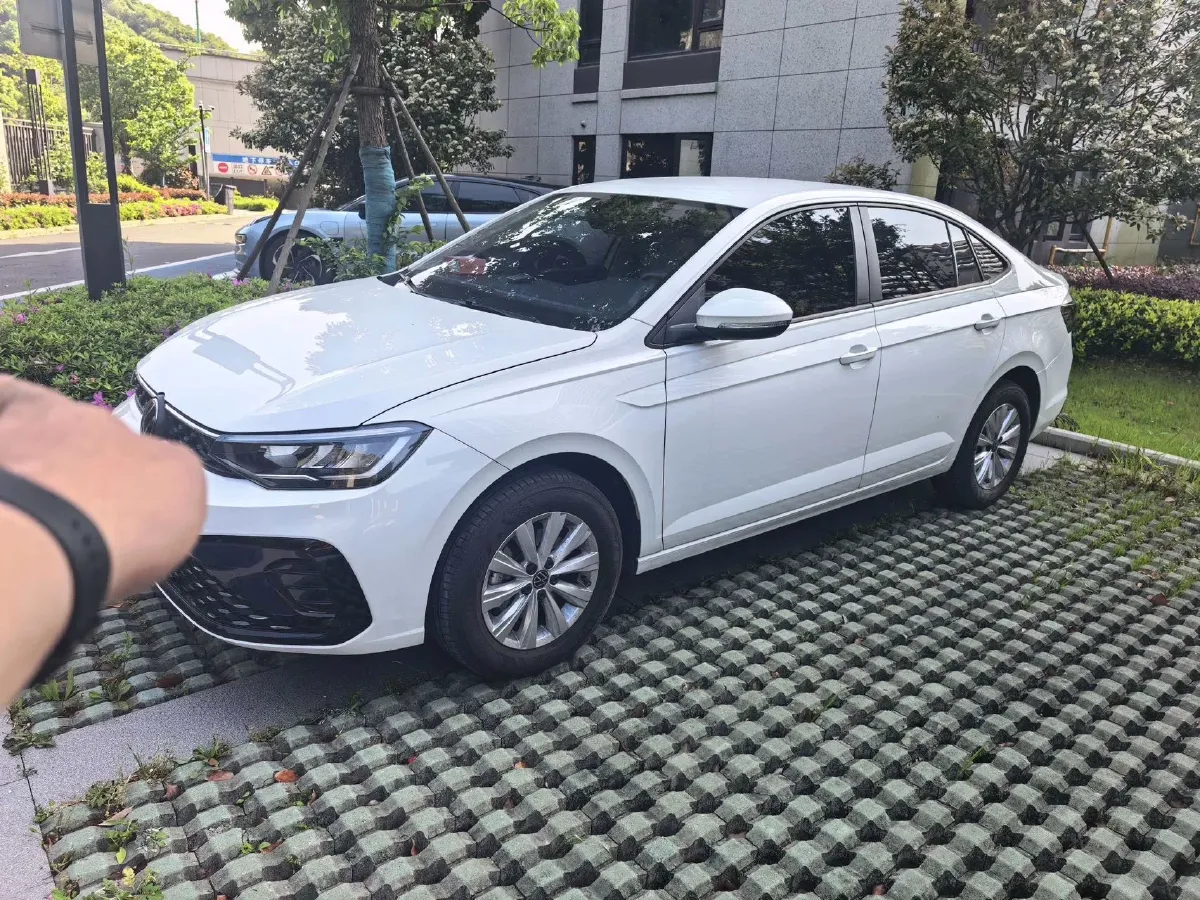 2025 Volkswagen Lavida 1.5L 110HP L4 6AT,autocango,china used car exporter,china ev exporter,chinese used car exporter,chinese used ev exporter