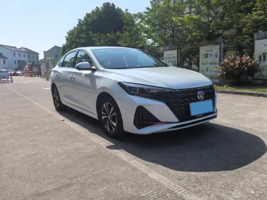 2025 ChangAn Eado 1.4T 160HP L4 7DCT,autocango,china used car exporter,china ev exporter,chinese used car exporter,chinese used ev exporter