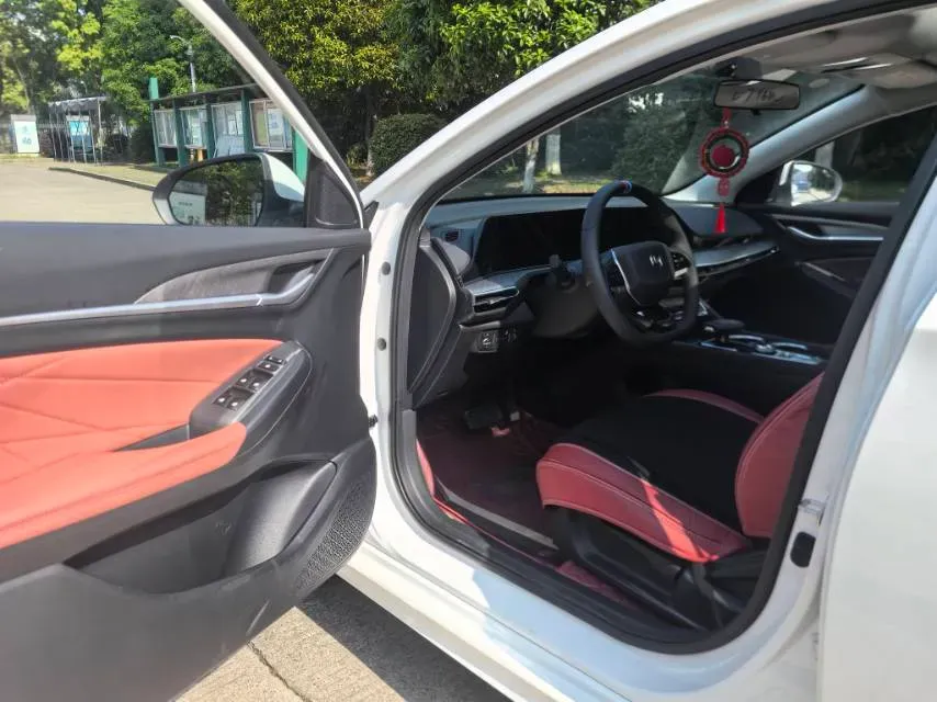 2025 ChangAn Eado 1.4T 160HP L4 7DCT,autocango,china used car exporter,china ev exporter,chinese used car exporter,chinese used ev exporter