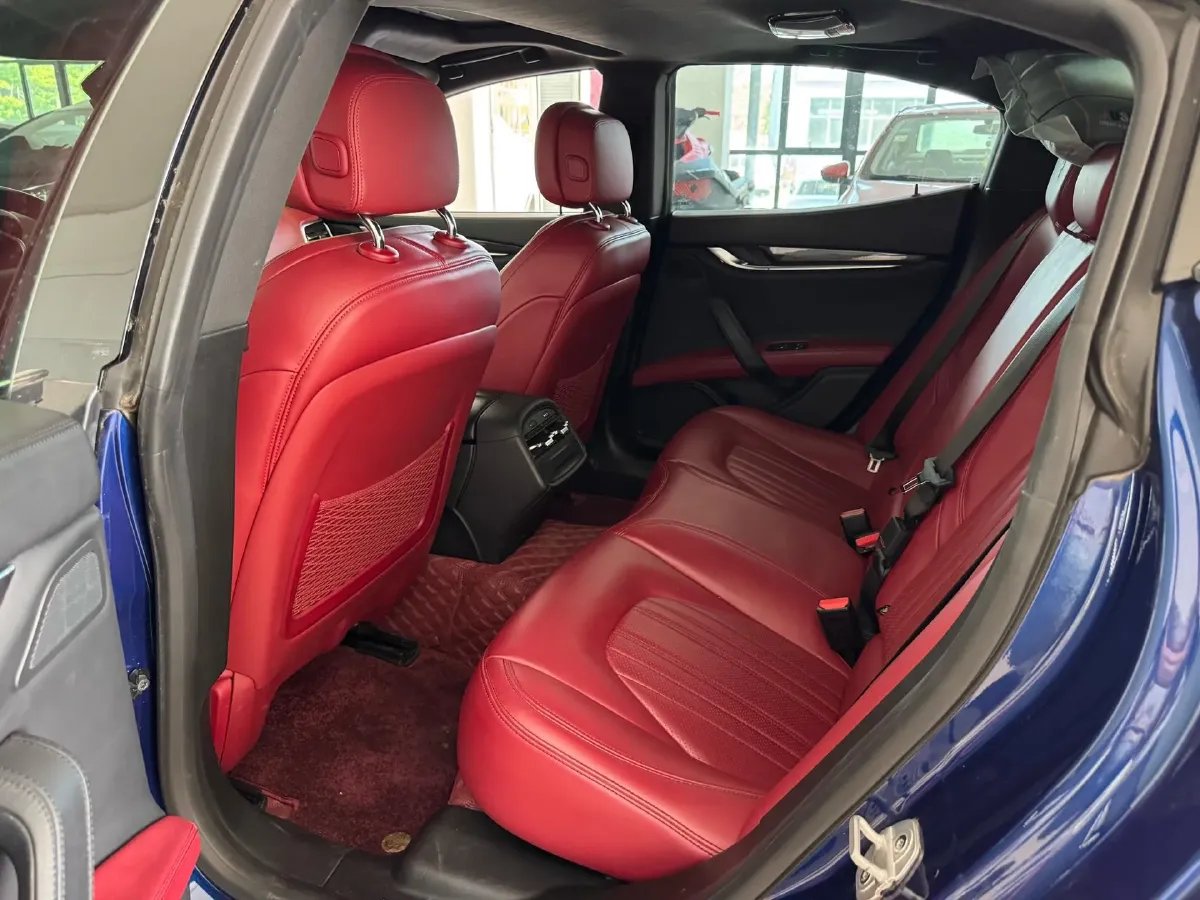 2018 Maserati Ghibli 3.0T 350HP V6 8AT,autocango,china used car exporter,china ev exporter,chinese used car exporter,chinese used ev exporter