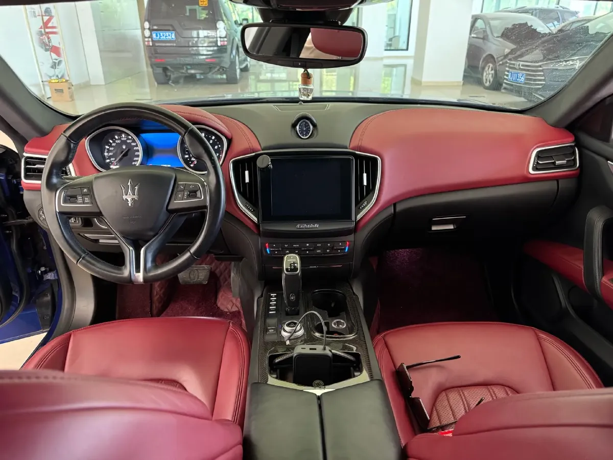 2018 Maserati Ghibli 3.0T 350HP V6 8AT,autocango,china used car exporter,china ev exporter,chinese used car exporter,chinese used ev exporter