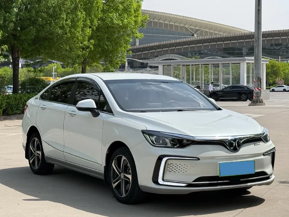 2018 BeiJing Auto EU5 BEV 53.66KWH,autocango,china used car exporter,china ev exporter,chinese used car exporter,chinese used ev exporter