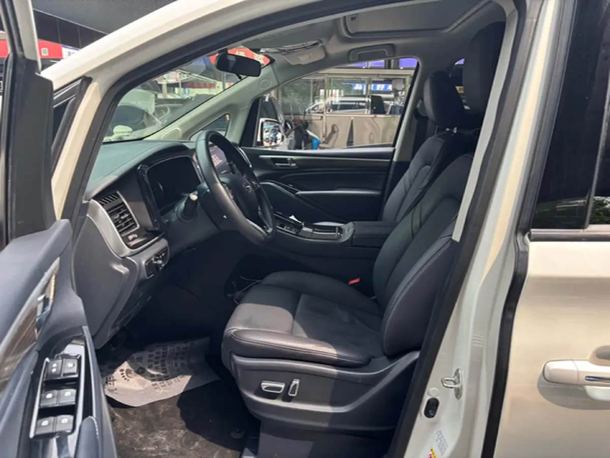 2021 GAC Trumpchi M8 2.0T 252HP L4 8AT,autocango,china used car exporter,china ev exporter,chinese used car exporter,chinese used ev exporter