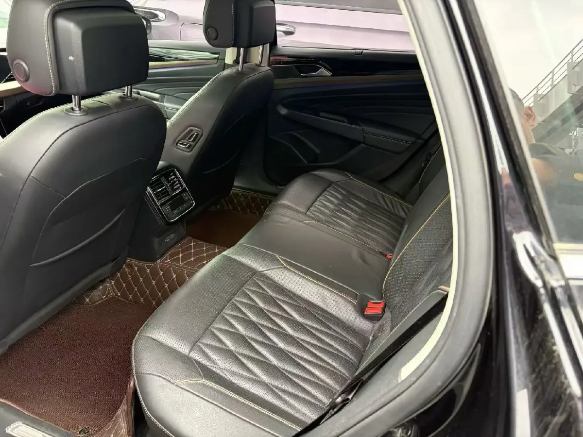 2019 Volkswagen Passat 2.0T 186HP L4 7DCT,autocango,china used car exporter,china ev exporter,chinese used car exporter,chinese used ev exporter