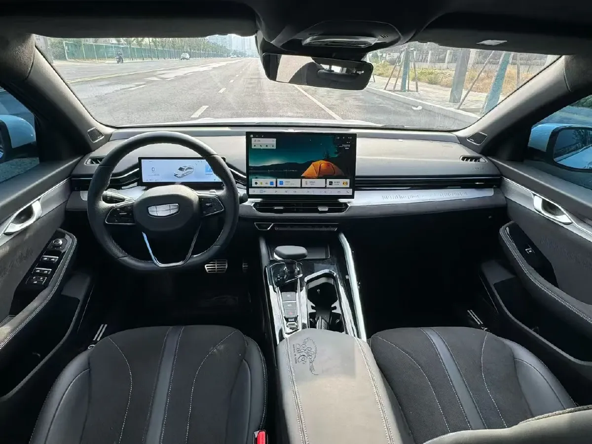 2025 Geely Preface 2.0T 238HP L4 8AT,autocango,china used car exporter,china ev exporter,chinese used car exporter,chinese used ev exporter