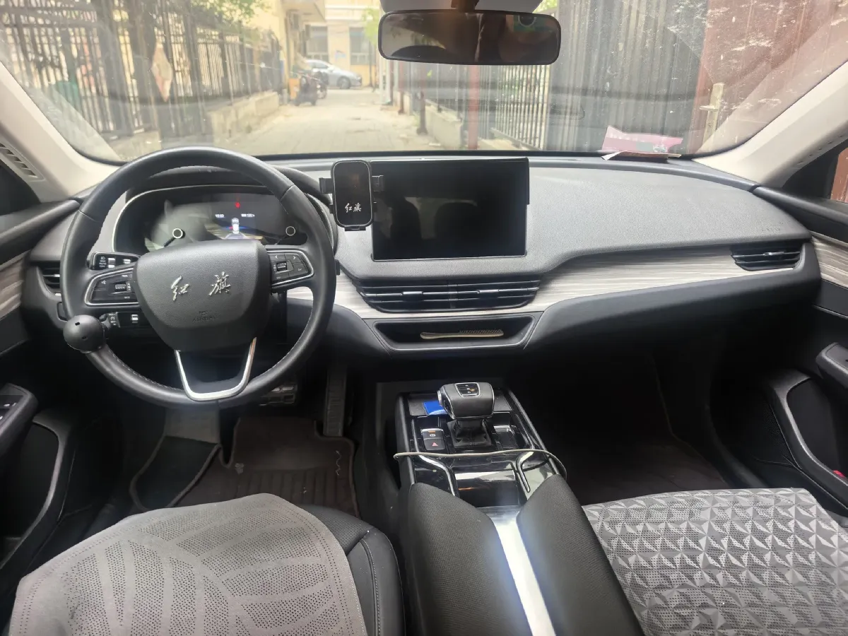 2023 HongQi E-QM5 BEV 82KWH,autocango,china used car exporter,china ev exporter,chinese used car exporter,chinese used ev exporter