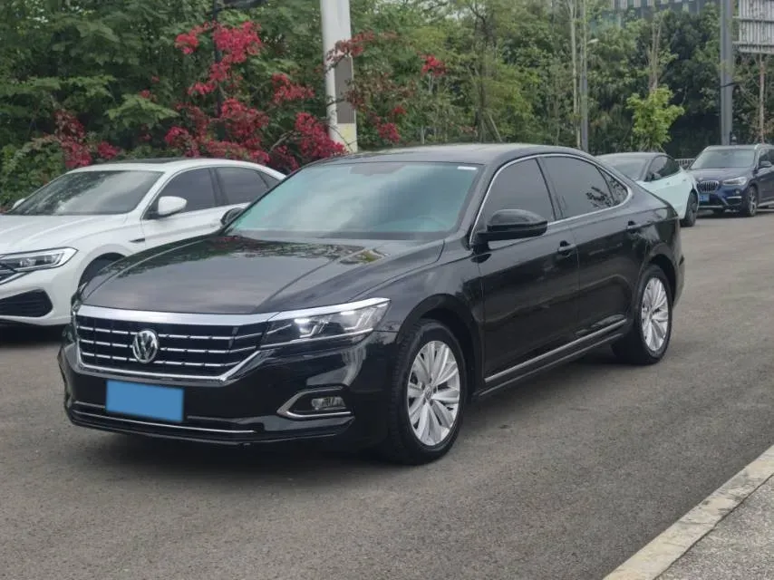 2019 Skoda Kodiak 2.0T 186HP L4 7DCT,autocango,china used car exporter,china ev exporter,chinese used car exporter,chinese used ev exporter