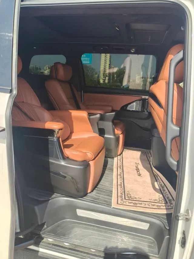 2024 GAC Trumpchi M8 2.0T 190HP L4 E-CVT Hybrid,autocango,china used car exporter,china ev exporter,chinese used car exporter,chinese used ev exporter