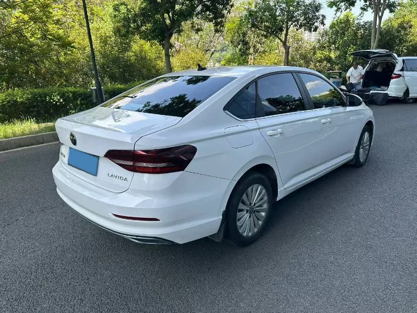 2021 Volkswagen Lavida 1.5L 113HP L4 6AT,autocango,china used car exporter,china ev exporter,chinese used car exporter,chinese used ev exporter