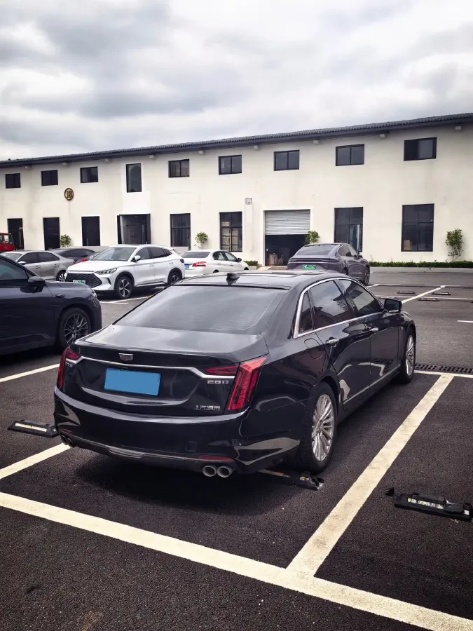 2022 Cadillac CT6 2.0T 237HP L4 10AT,autocango,china used car exporter,china ev exporter,chinese used car exporter,chinese used ev exporter