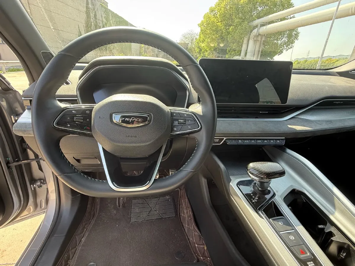 2021 Geely Preface 2.0T 190HP L4 7DCT,autocango,china used car exporter,china ev exporter,chinese used car exporter,chinese used ev exporter