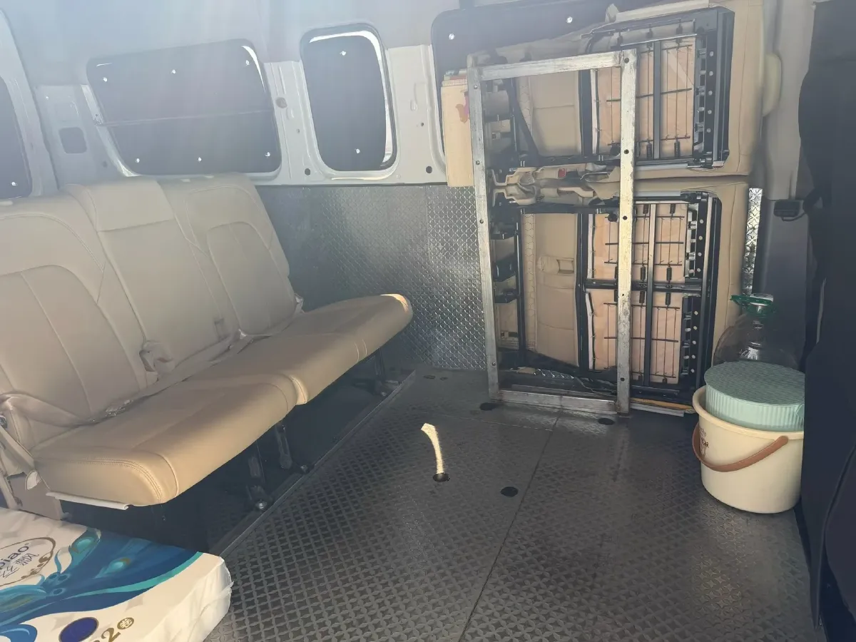 2024 JAC Sunray 2.0T 126HP L4 6MT,autocango,china used car exporter,china ev exporter,chinese used car exporter,chinese used ev exporter