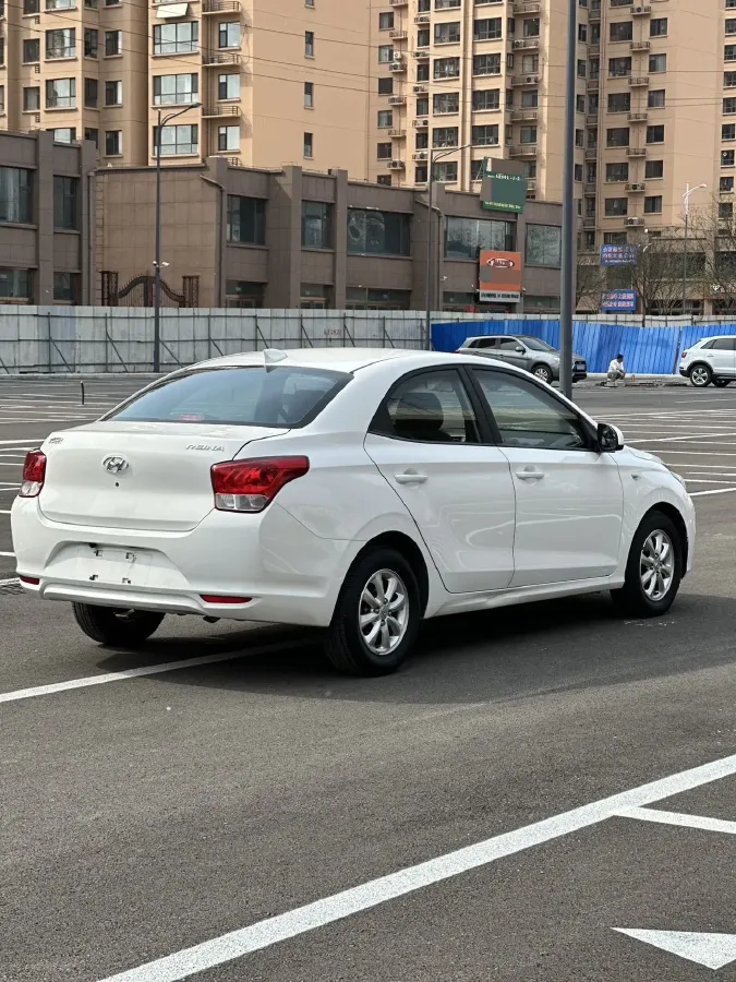 2017 Hyundai Reina 1.4L 95HP L4 5MT,autocango,china used car exporter,china ev exporter,chinese used car exporter,chinese used ev exporter