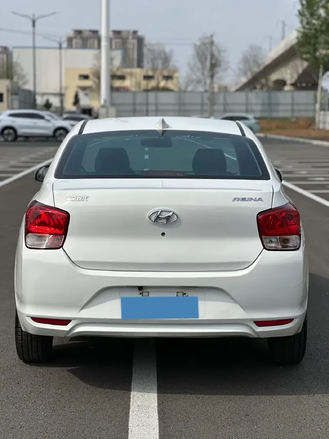 2017 Hyundai Reina 1.4L 95HP L4 5MT,autocango,china used car exporter,china ev exporter,chinese used car exporter,chinese used ev exporter