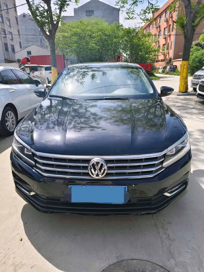 2017 Volkswagen Passat 1.8T 180HP L4 7DCT,autocango,china used car exporter,china ev exporter,chinese used car exporter,chinese used ev exporter