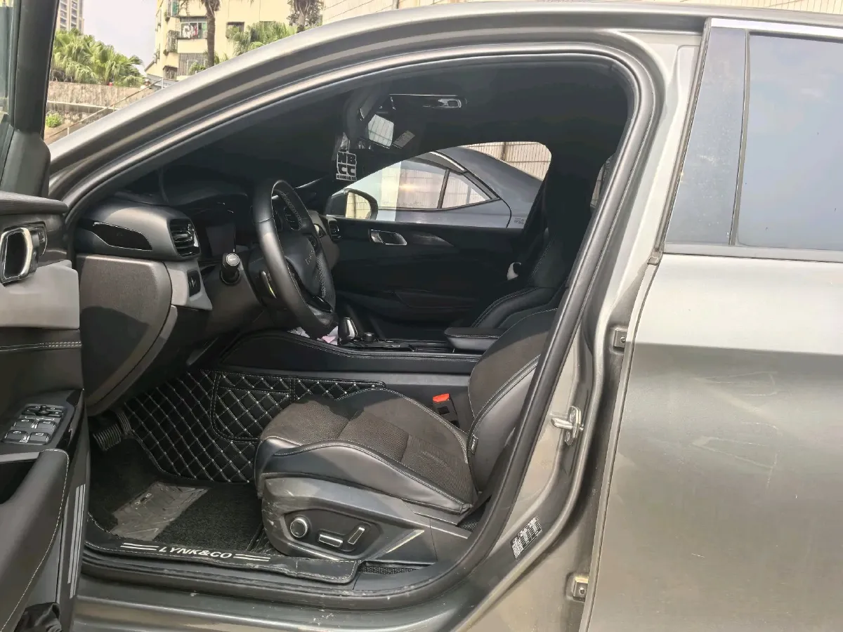 2022 LYNK&CO 03 1.5T 180HP L3 7DCT,autocango,china used car exporter,china ev exporter,chinese used car exporter,chinese used ev exporter