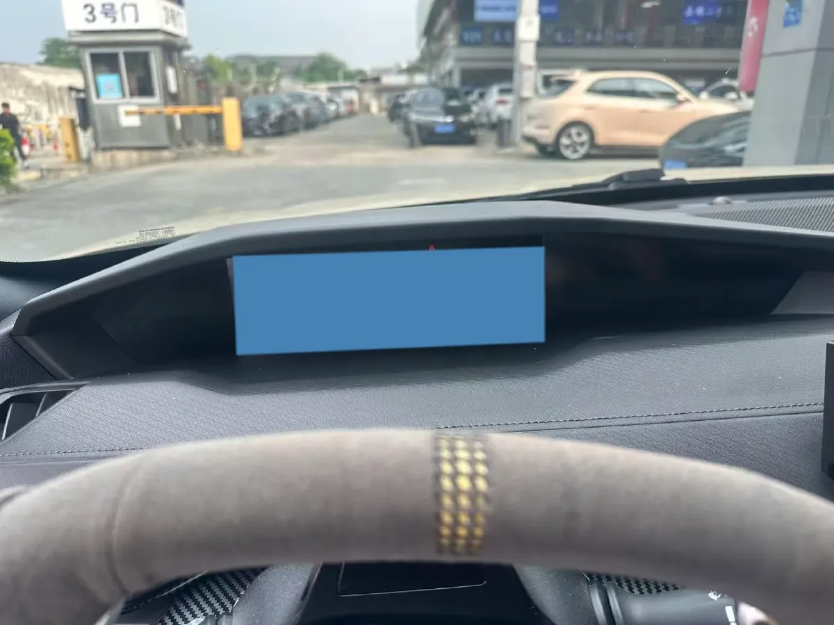 2022 ChangAn UNI-V 2.0T 233HP L4 8AT,autocango,china used car exporter,china ev exporter,chinese used car exporter,chinese used ev exporter