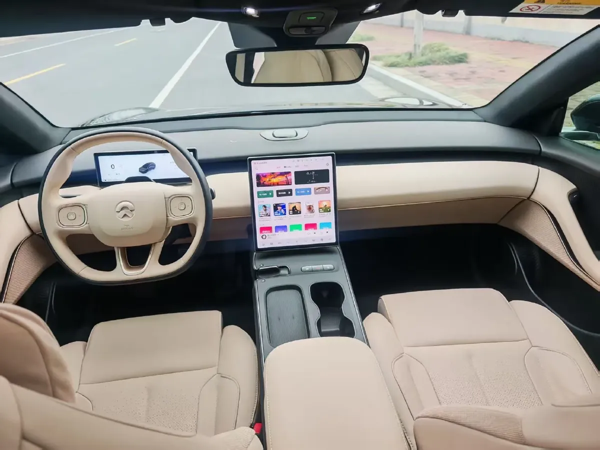 2024 NIO ET5T BEV 75KWH,autocango,china used car exporter,china ev exporter,chinese used car exporter,chinese used ev exporter