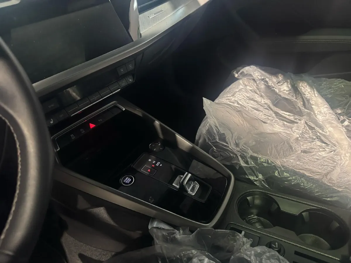 2023 Audi A3 1.4T 150HP L4 7DCT,autocango,china used car exporter,china ev exporter,chinese used car exporter,chinese used ev exporter