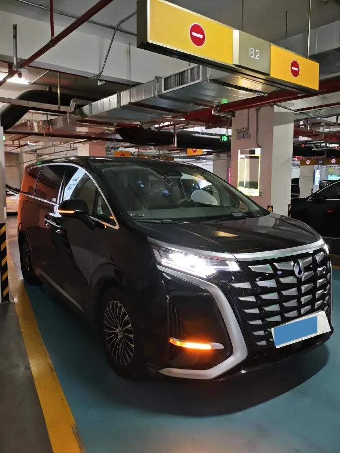 2022 Mercedes-Benz GLC Class 2.0T 197HP L4 9AT,autocango,china used car exporter,china ev exporter,chinese used car exporter,chinese used ev exporter