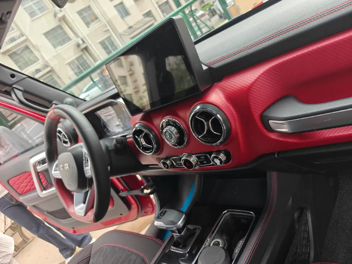 2022 Beijing BJ40 2.0T 224HP L4 8AT,autocango,china used car exporter,china ev exporter,chinese used car exporter,chinese used ev exporter