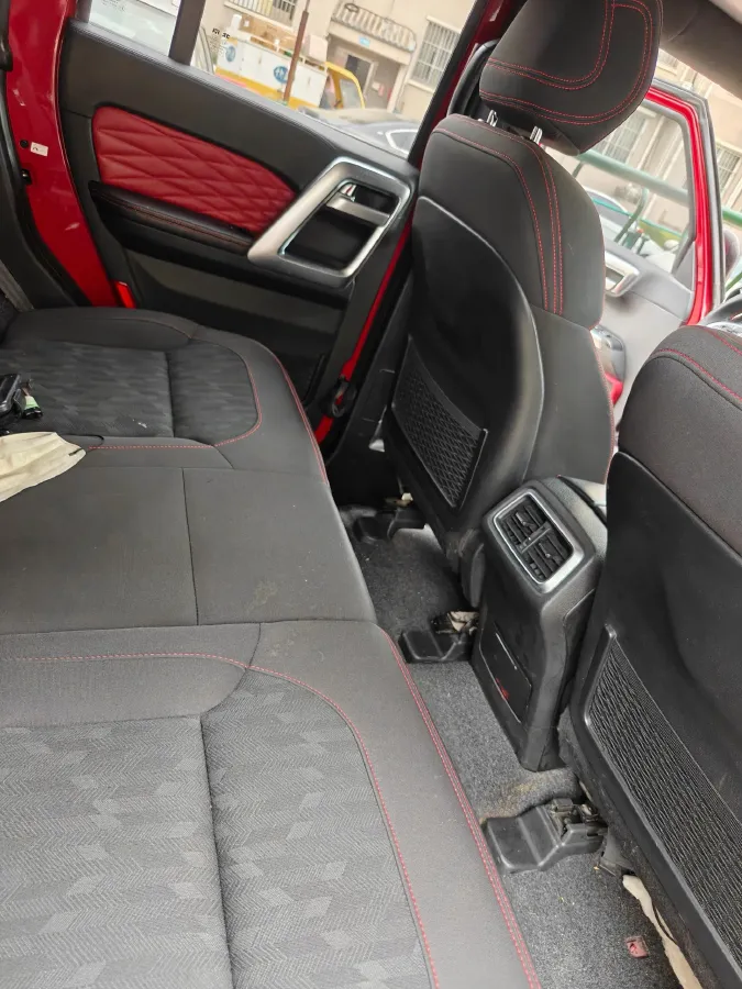 2022 Beijing BJ40 2.0T 224HP L4 8AT,autocango,china used car exporter,china ev exporter,chinese used car exporter,chinese used ev exporter