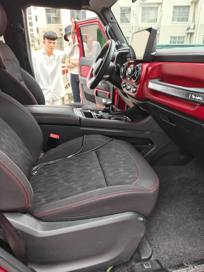 2022 Beijing BJ40 2.0T 224HP L4 8AT,autocango,china used car exporter,china ev exporter,chinese used car exporter,chinese used ev exporter