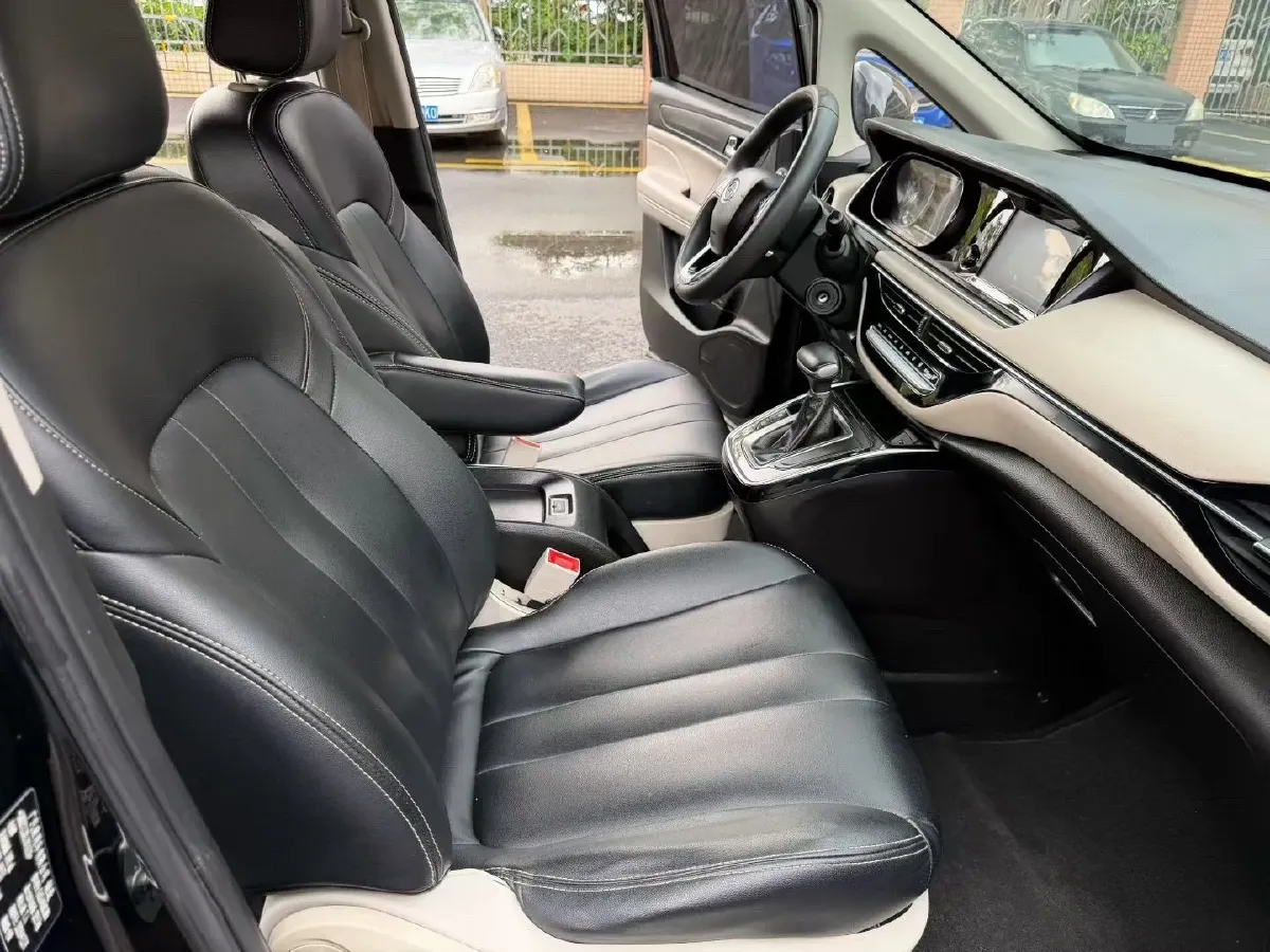 2021 GAC Trumpchi M6 1.5T 169HP L4 7DCT,autocango,china used car exporter,china ev exporter,chinese used car exporter,chinese used ev exporter