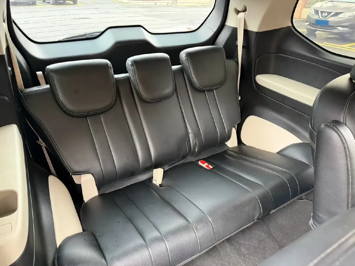 2021 GAC Trumpchi M6 1.5T 169HP L4 7DCT,autocango,china used car exporter,china ev exporter,chinese used car exporter,chinese used ev exporter